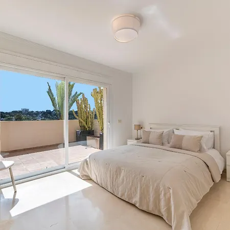 Nueva Andalucia Penthouse * מארבלה