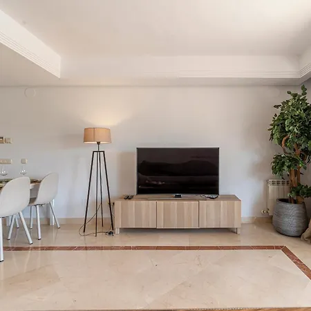 Nueva Andalucia Penthouse * מארבלה