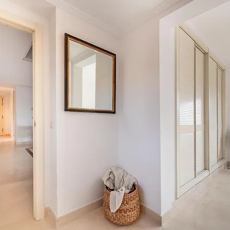 Nueva Andalucia Penthouse 公寓 马尔韦利亚