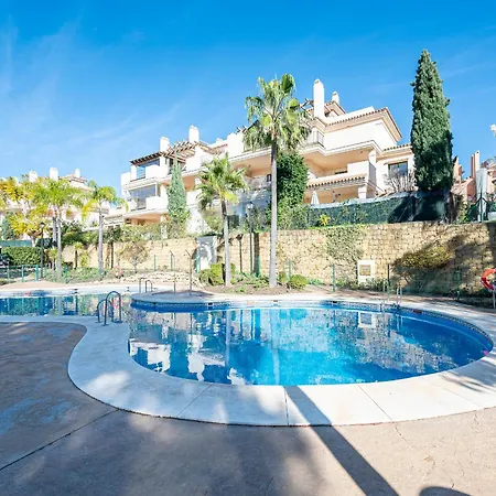 Nueva Andalucia Penthouse *