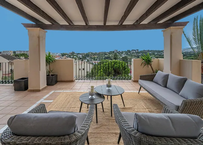 Nueva Andalucia Penthouse Apartament
