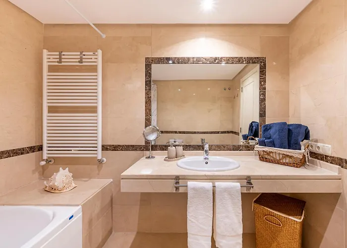 Nueva Andalucia Penthouse Apartament