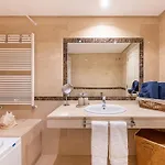 Nueva Andalucia Penthouse Apartment