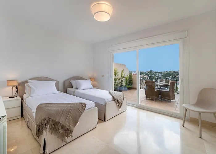 公寓 Nueva Andalucia Penthouse 马尔韦利亚
